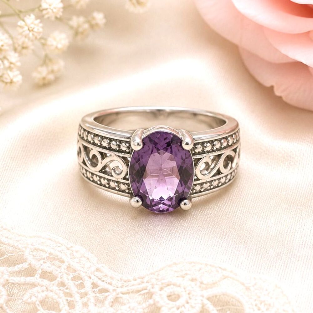 Silver Tone Oval Solitaire Faceted Faux Amethyst Fashion Ring Size 5
